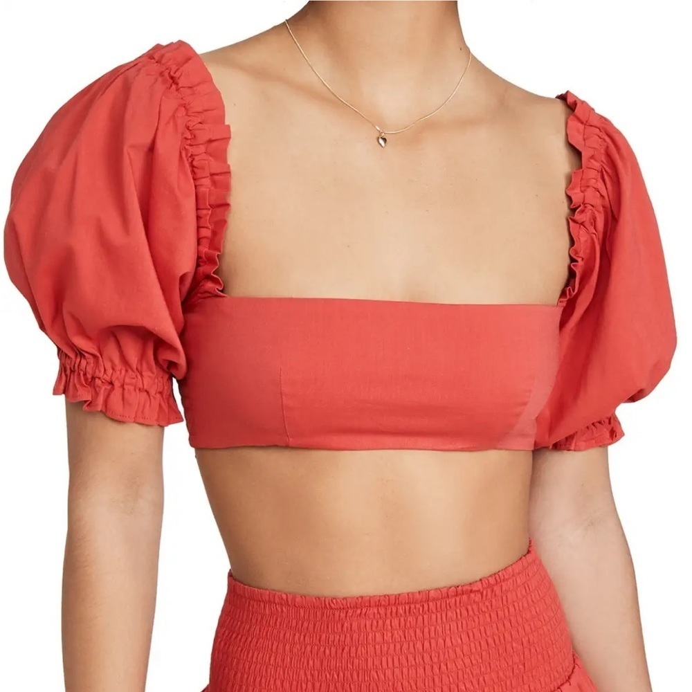 NEW WeWoreWhat Coco Cropped Top Puffy Short Sleeves Smocked Back in Ruby Red L